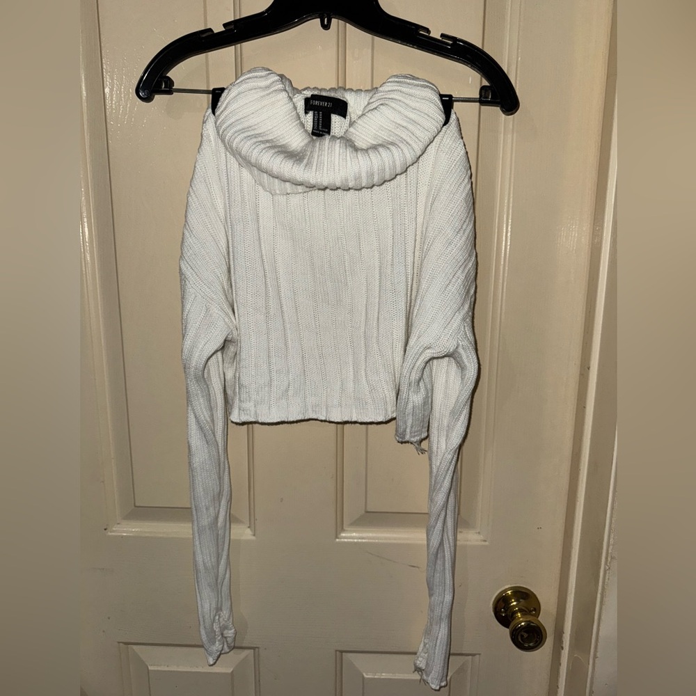 Cropped white knit turtleneck sweater NEW